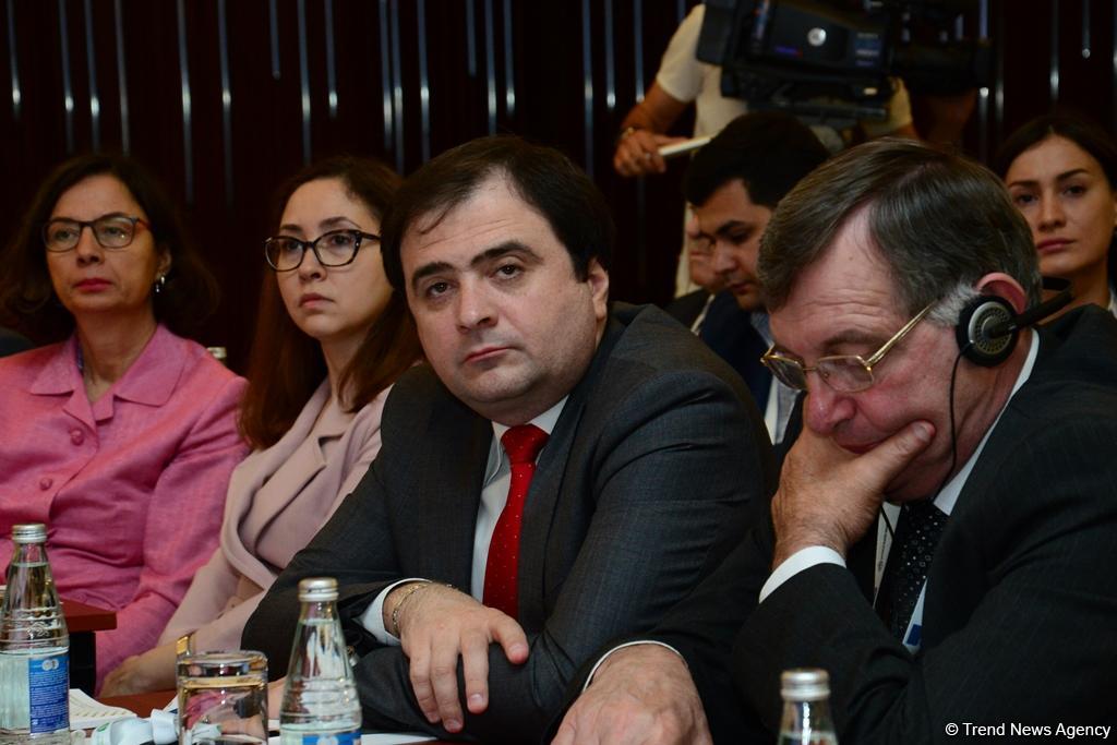 1-ci Bakı Beynəlxalq Qida Təhlükəsizliyi Konfransı öz işinə başlayıb (FOTO)