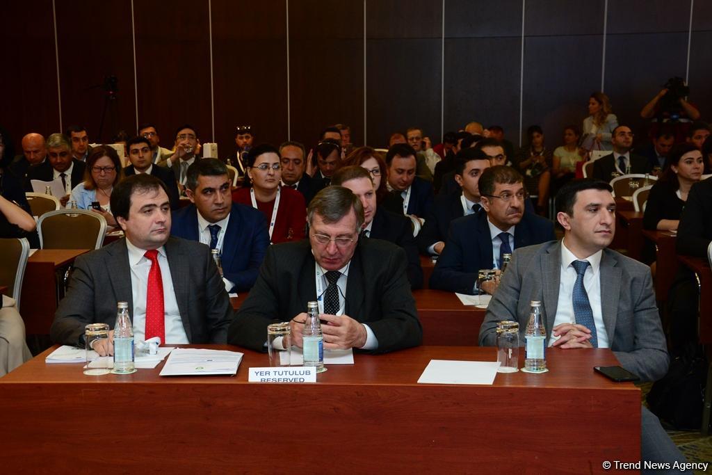 1-ci Bakı Beynəlxalq Qida Təhlükəsizliyi Konfransı öz işinə başlayıb (FOTO)