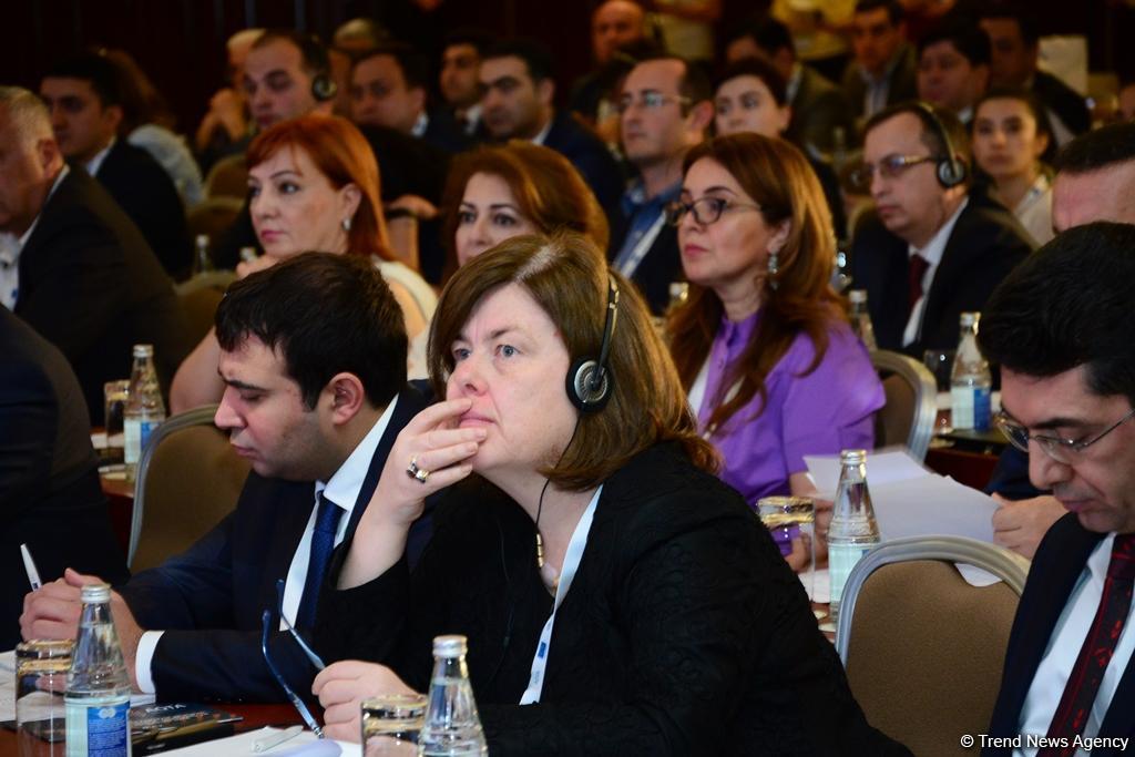1-ci Bakı Beynəlxalq Qida Təhlükəsizliyi Konfransı öz işinə başlayıb (FOTO)