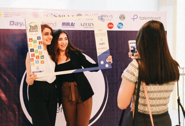 "Youth Speak Forum" yekunlaşıb (FOTO)