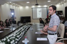 Teatrşünas alimin 100 illik yubileyi keçirilib (FOTO)