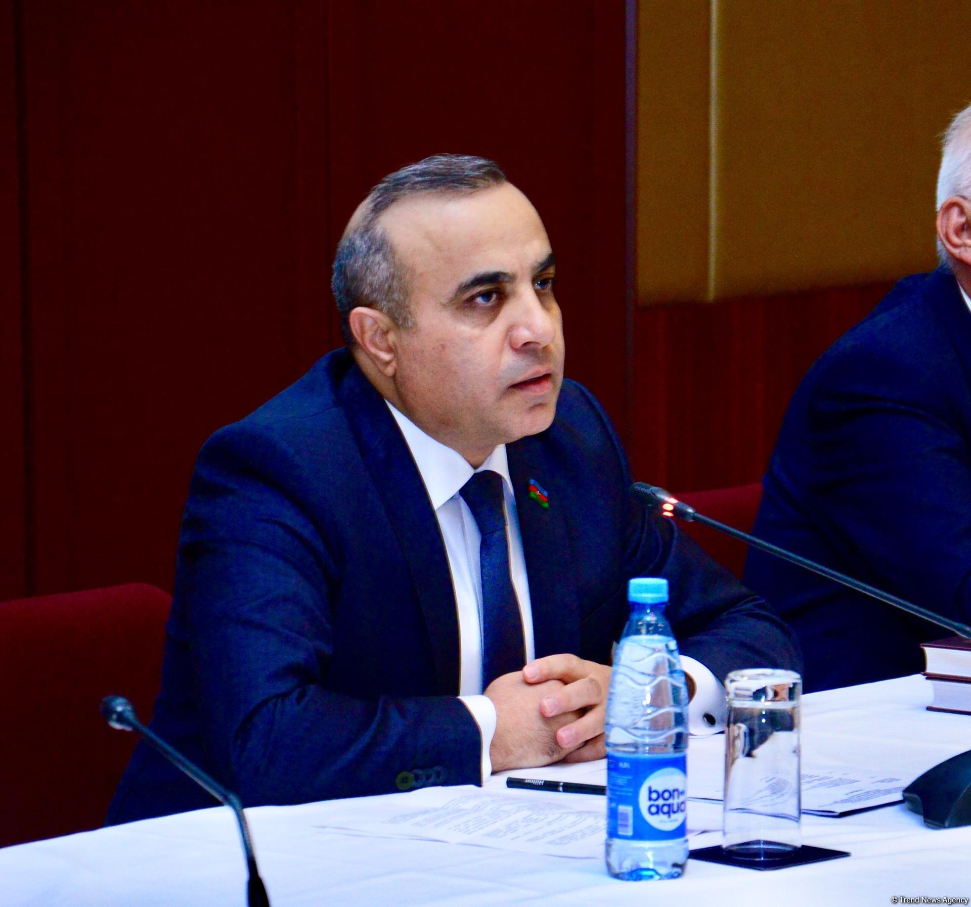 “Müsəlman Şərqində ilk demokratik respublika” adlı elmi-praktik konfransı keçirilib (FOTO)