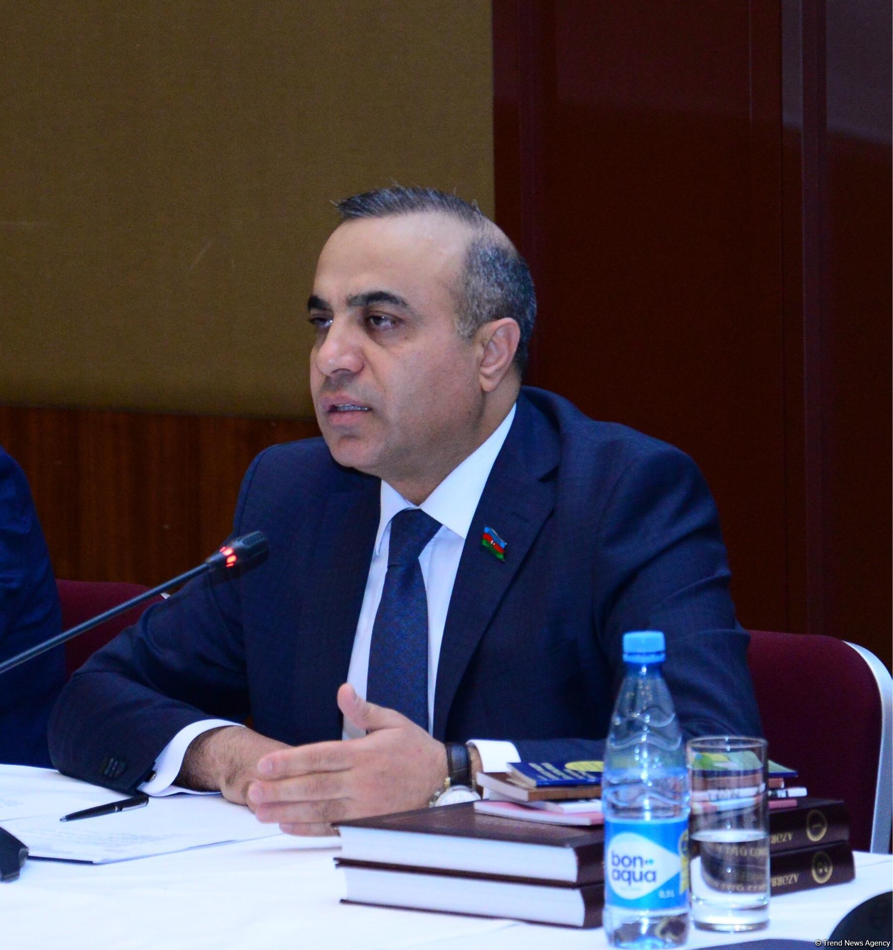 “Müsəlman Şərqində ilk demokratik respublika” adlı elmi-praktik konfransı keçirilib (FOTO)