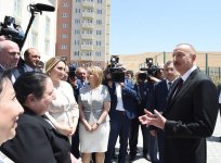 Prezident İlham Əliyev və birinci xanım Mehriban Əliyeva məcburi köçkünlər üçün salınmış “Qobu Park” yaşayış kompleksinin açılışında iştirak ediblər (YENİLƏNİB-2) (FOTO)