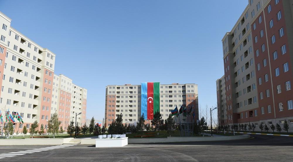 Prezident İlham Əliyev və birinci xanım Mehriban Əliyeva məcburi köçkünlər üçün salınmış “Qobu Park” yaşayış kompleksinin açılışında iştirak ediblər (YENİLƏNİB-2) (FOTO)