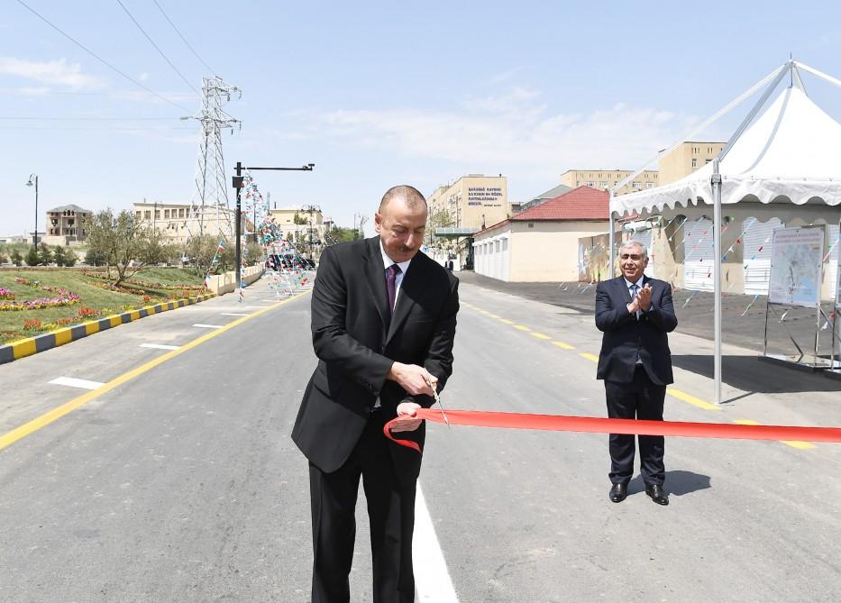 Prezident İlham Əliyev yenidən qurulan Lökbatan-Qobu avtomobil yolunun açılışında iştirak edib (FOTO)