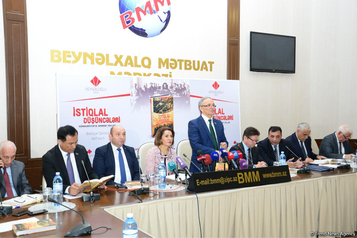 "İstiqlal düşüncələri. Cümhuriyyətə aparan yollar" kitabının təqdimat mərasimi keçirilib (FOTO)