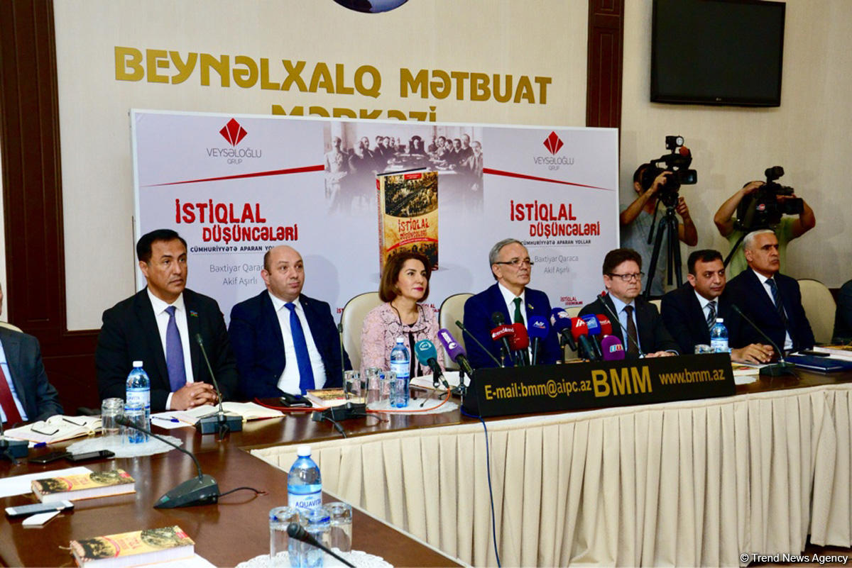 "İstiqlal düşüncələri. Cümhuriyyətə aparan yollar" kitabının təqdimat mərasimi keçirilib (FOTO)