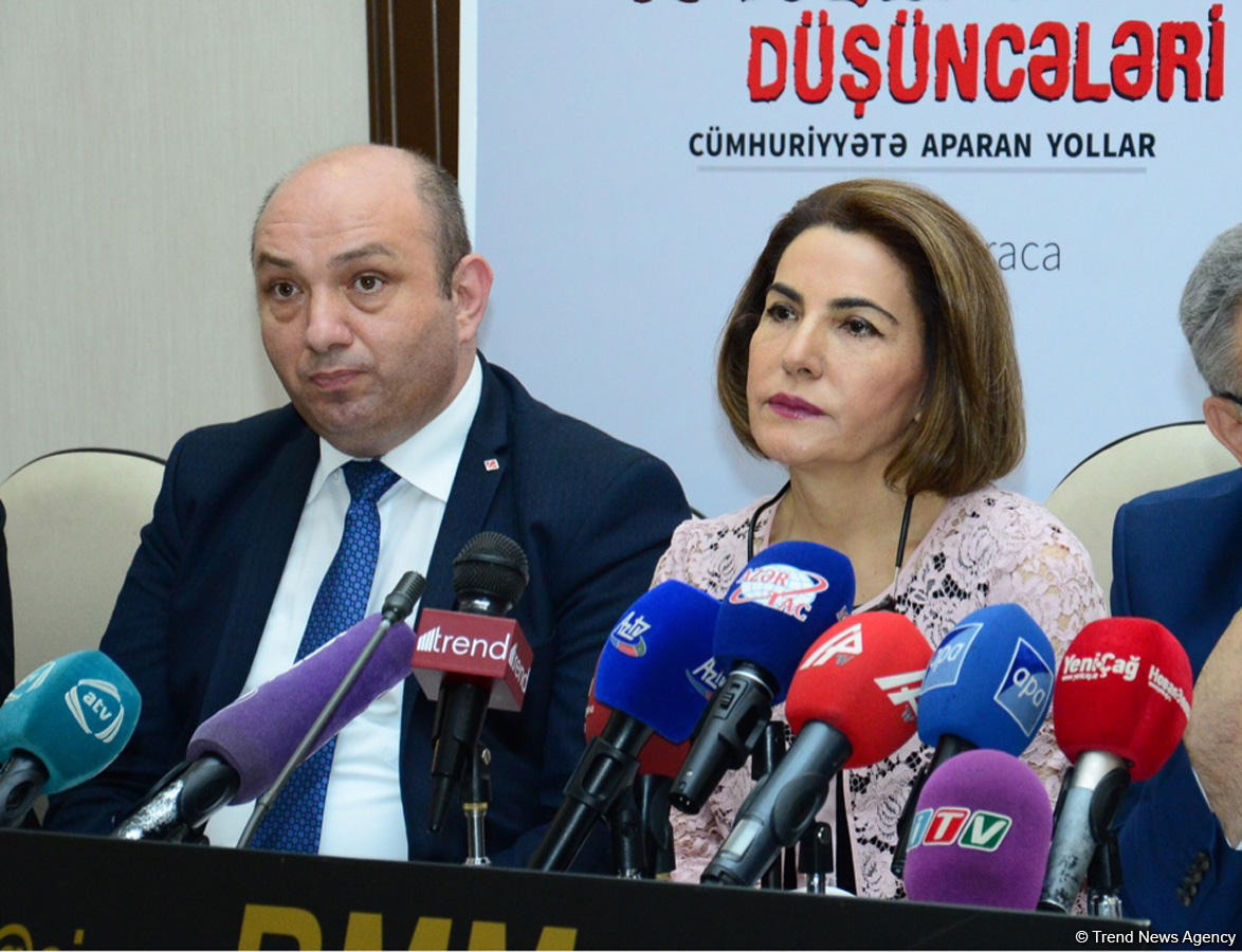 "İstiqlal düşüncələri. Cümhuriyyətə aparan yollar" kitabının təqdimat mərasimi keçirilib (FOTO)