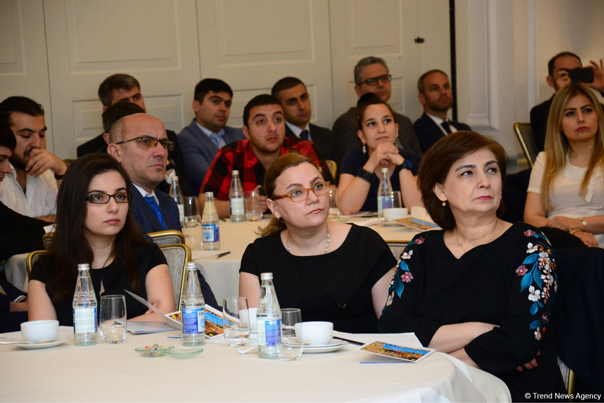 "Moody's" Azərbaycan iqtisadiyyatında neft-qaz sektorunun rolu barədə (YENİLƏNİB) (FOTO)
