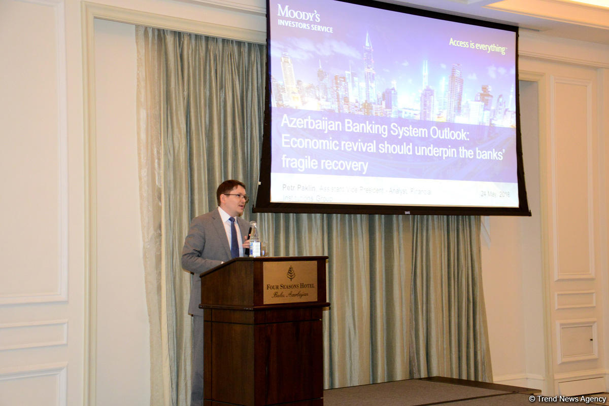 Moody's: ABB-yə ölkənin bank sektorunun ümumi aktivlərinin təxminən üçdə biri düşür (FOTO)