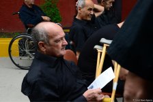 Penitesiar Xidmətin Müalicə müəssisəsindən 17 məhkum azadlığa buraxılıb (FOTO)