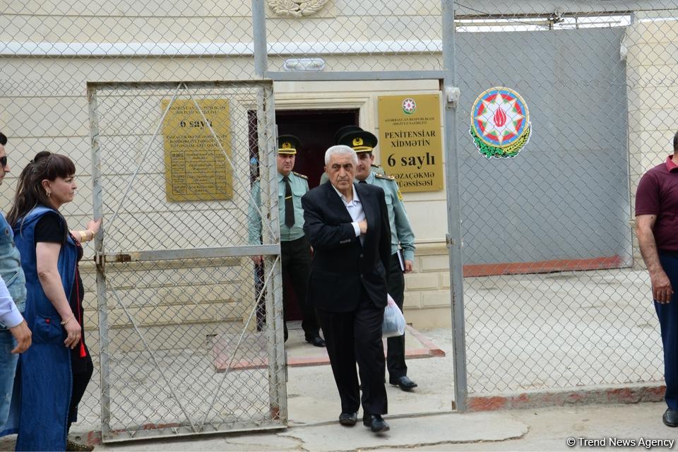 6 saylı cəzaçəkmə müəssisəsindən 62 məhkum azadlığa buraxılıb (FOTO)