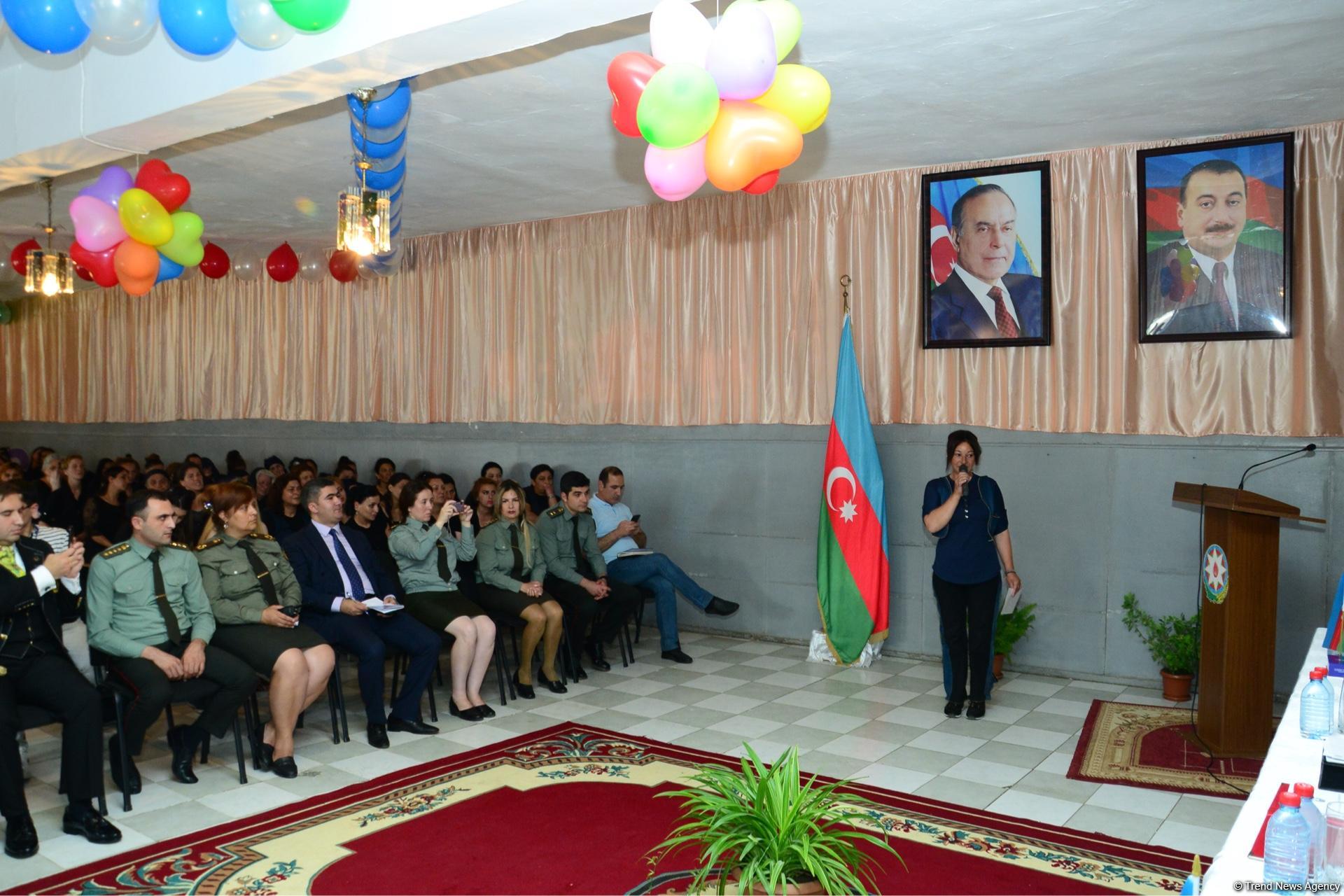 Qadın məhkumların cəza çəkdikləri müəssisədə əfv sərəncamı icra olunub (FOTO)