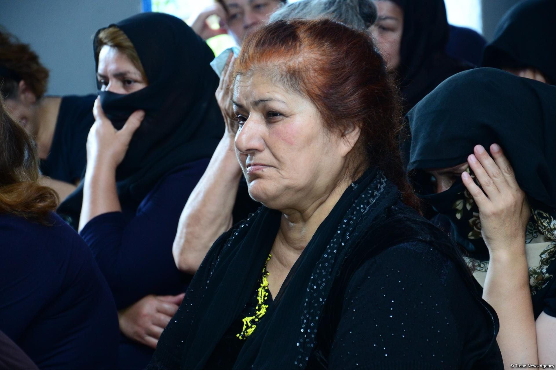 Qadın məhkumların cəza çəkdikləri müəssisədə əfv sərəncamı icra olunub (FOTO)