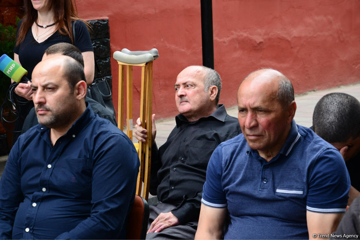 Penitesiar Xidmətin Müalicə müəssisəsindən 17 məhkum azadlığa buraxılıb (FOTO)