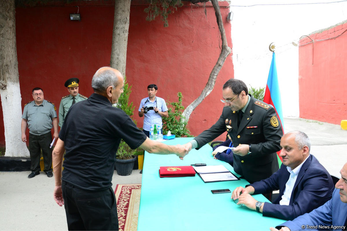 Penitesiar Xidmətin Müalicə müəssisəsindən 17 məhkum azadlığa buraxılıb (FOTO)