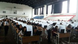 20  minə yaxın müəllim növbəti dəfə sınağa çəkilir (FOTO)