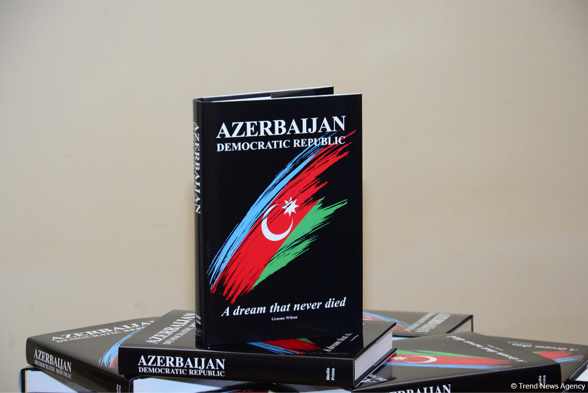 “Azerbaijan Democratic Republic” adlı kitabın təqdimat mərasimi keçirilib (FOTO)