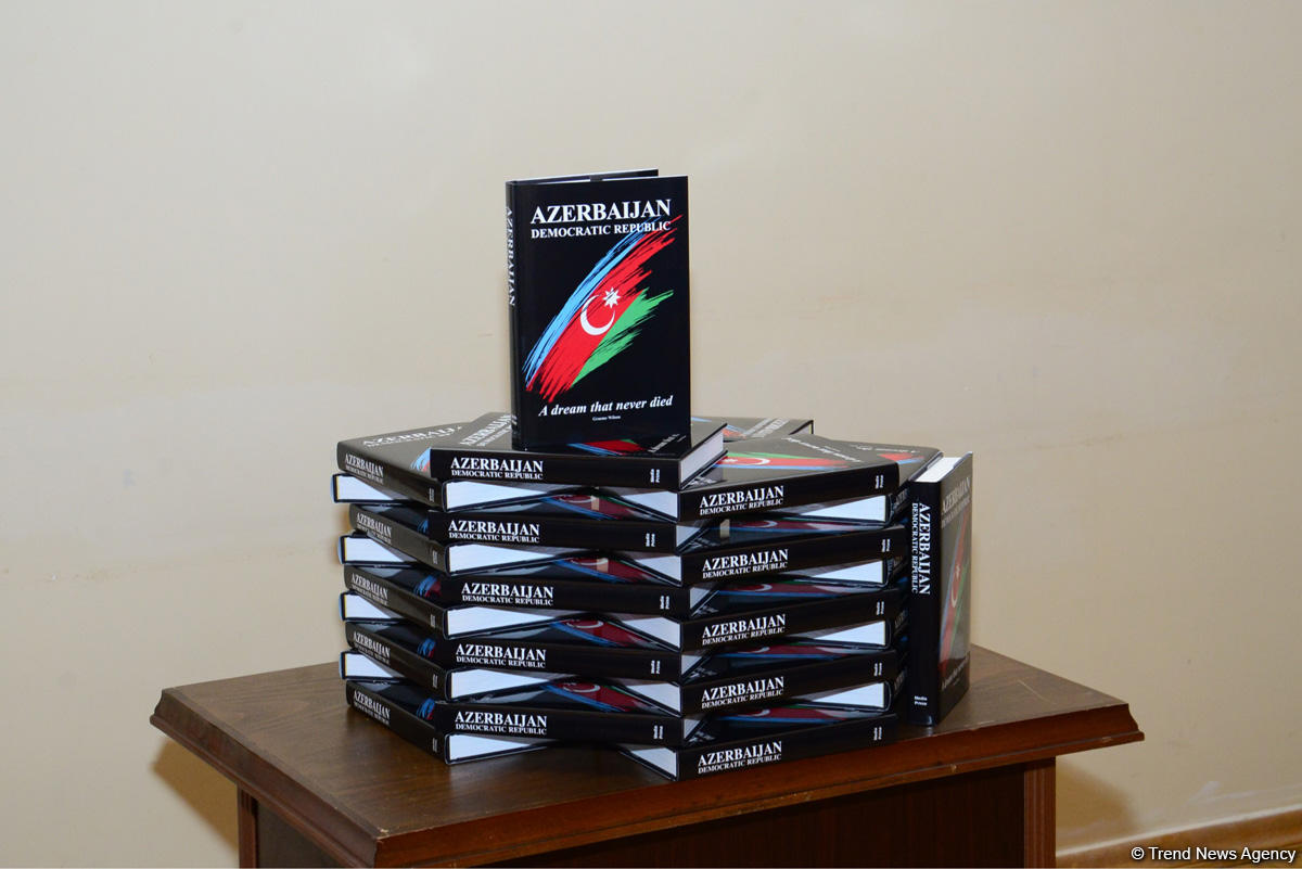 “Azerbaijan Democratic Republic” adlı kitabın təqdimat mərasimi keçirilib (FOTO)