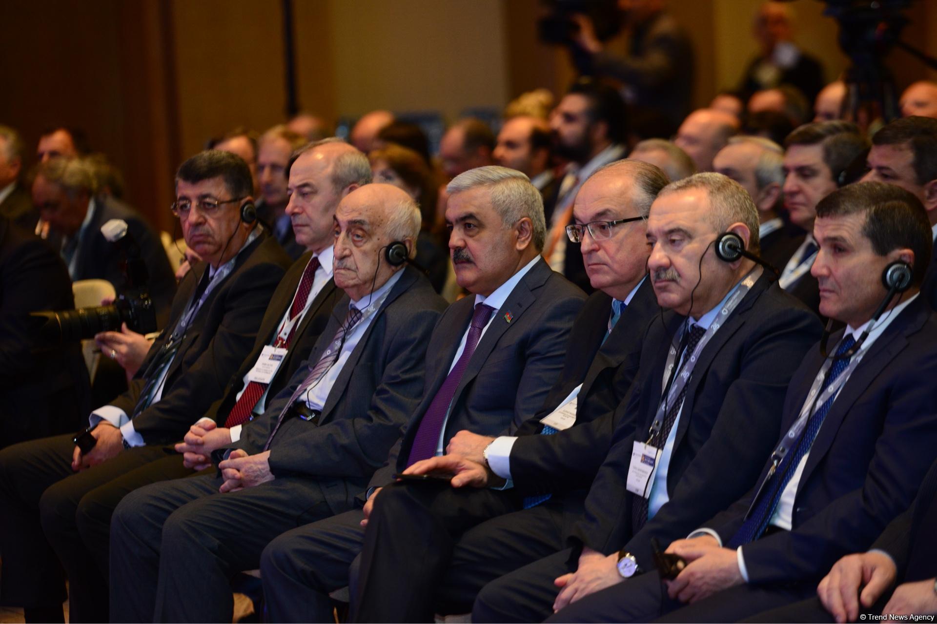 Bakıda 25-ci "Xəzər Neft və Qaz" beynəlxalq konfransı keçirilir (FOTO)