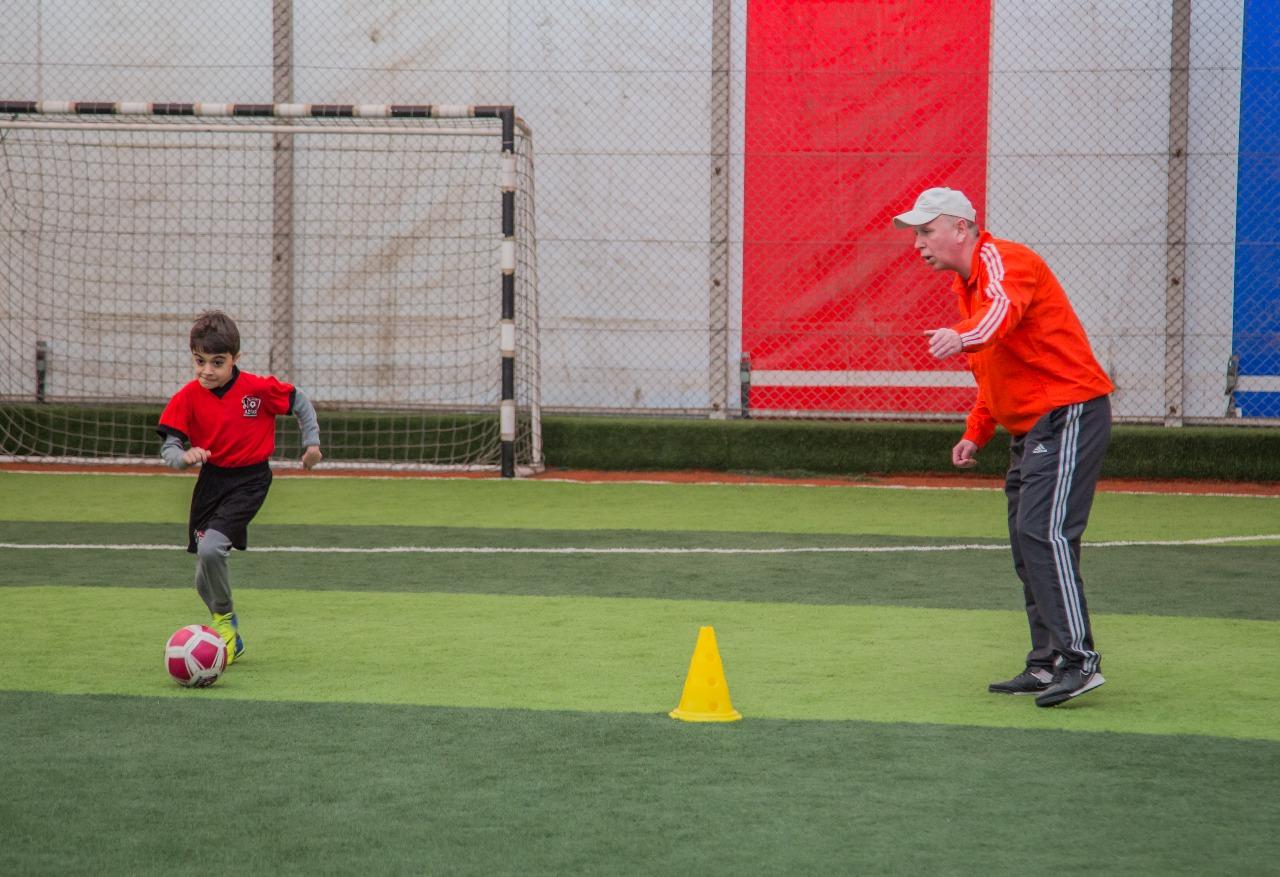 Vladislav Qədirov: AZFAR Biznes-Liqası turniri futbolun və sağlam həyat tərzinin təbliği üçün yaxşı fürsətdir (FOTO)
