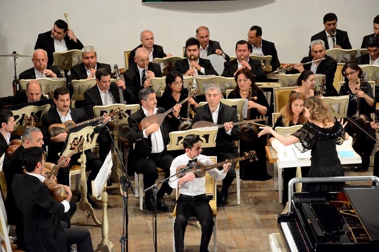 Filarmoniyada Cümhuriyyətin 100 illiyinə həsr olunmuş konsert keçirilib (FOTO)