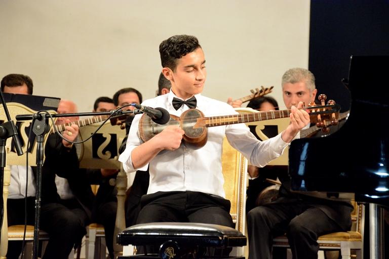 Filarmoniyada Cümhuriyyətin 100 illiyinə həsr olunmuş konsert keçirilib (FOTO)