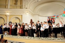 Filarmoniyada Cümhuriyyətin 100 illiyinə həsr olunmuş konsert keçirilib (FOTO)