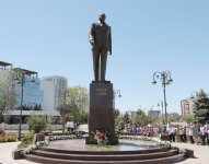 Heydər Əliyev Fondunun vitse-prezidenti Leyla Əliyeva Rusiyanın Həştərxan şəhərində Azərbaycan Biznes Mərkəzinin açılışında iştirak edib (FOTO)