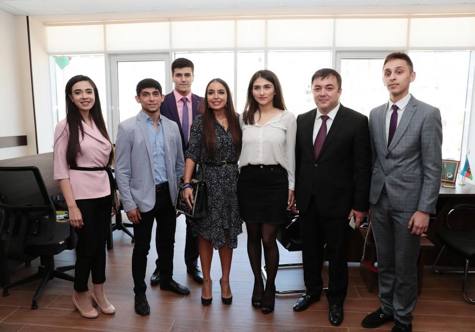 Heydər Əliyev Fondunun vitse-prezidenti Leyla Əliyeva Rusiyanın Həştərxan şəhərində Azərbaycan Biznes Mərkəzinin açılışında iştirak edib (FOTO)