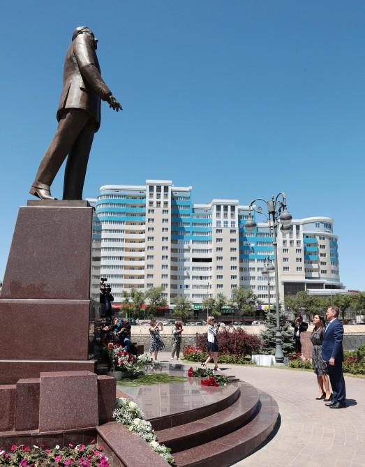 Heydər Əliyev Fondunun vitse-prezidenti Leyla Əliyeva Rusiyanın Həştərxan şəhərində Azərbaycan Biznes Mərkəzinin açılışında iştirak edib (FOTO)