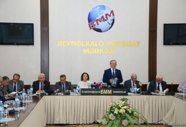“Kaspi nəşrləri” seriyasından iki yeni kitabın təqdimatı olub (FOTO)
