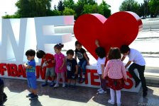 Bakıda uşaqların 1 iyun sevinci (FOTO)