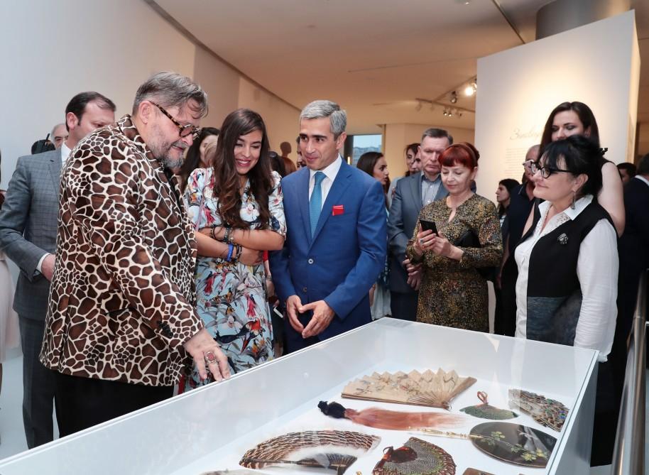 Leyla Əliyeva Heydər Əliyev Mərkəzində "Moda məkanı" adlı sərginin açılış mərasimində iştirak edib (FOTO)