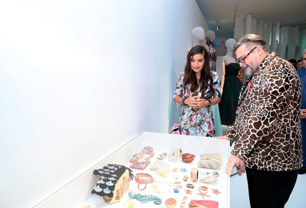 Leyla Əliyeva Heydər Əliyev Mərkəzində "Moda məkanı" adlı sərginin açılış mərasimində iştirak edib (FOTO)