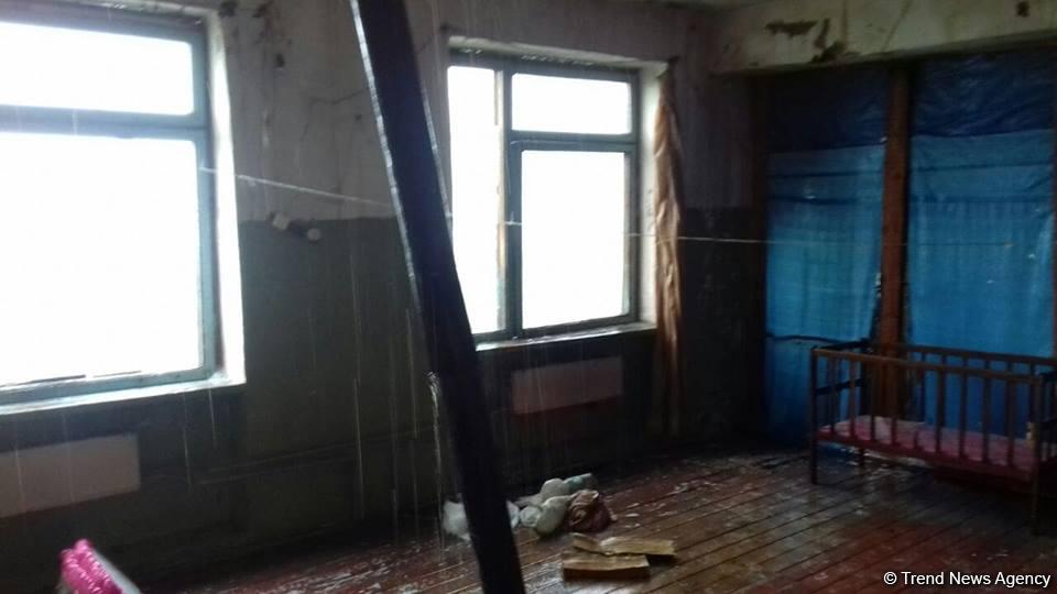 Yağış və dolu İsmayıllını iflic edib: Evlərə ziyan dəyib, elektrik xətləri qırılıb, yolları sel yuyub (FOTO)