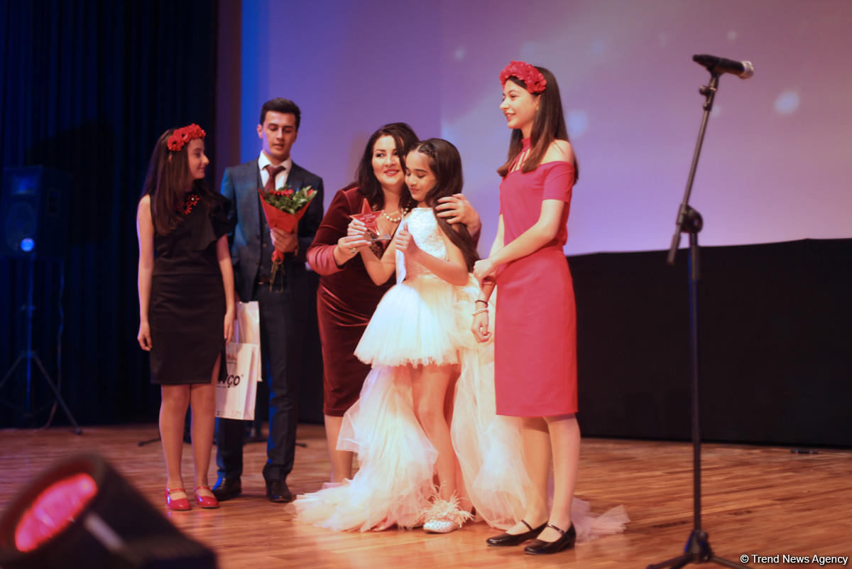 “Azerbaijan Golden Kids Awards 2018” qaliblərinin mükafatlandırma mərasimi keçirilib (FOTO)