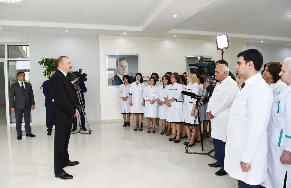 Prezident İlham Əliyev Naftalan Şəhər Mərkəzi Xəstəxanasının açılışında iştirak edib (FOTO) (YENİLƏNİB)
