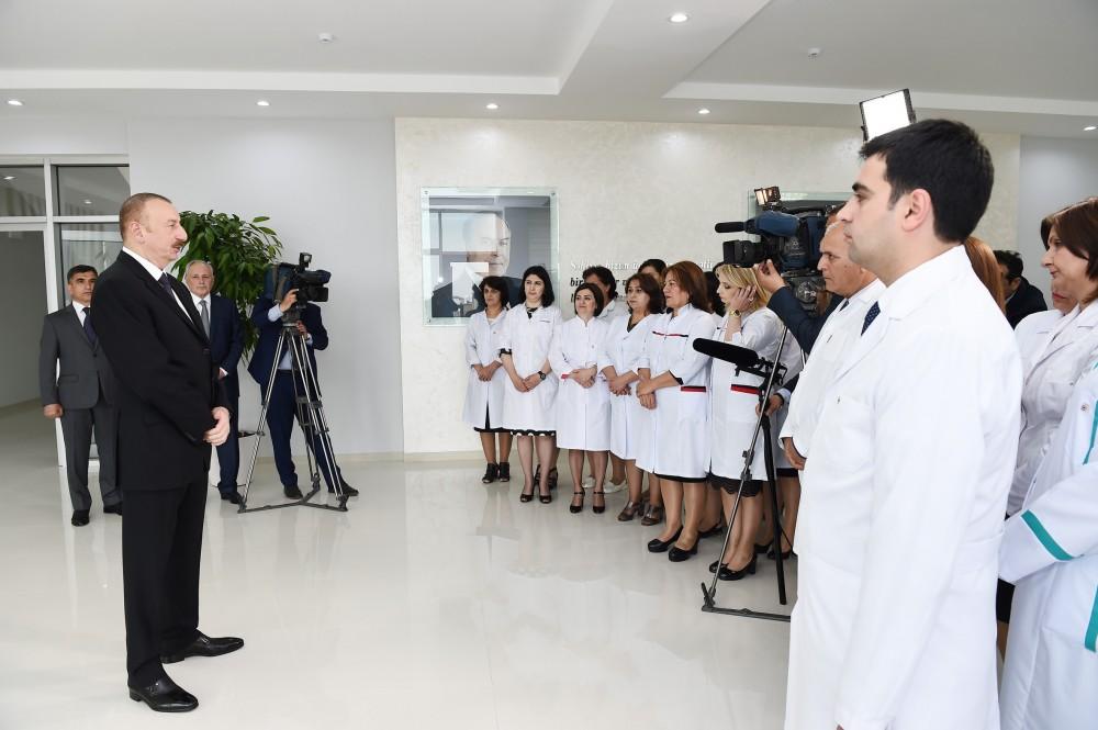 Prezident İlham Əliyev Naftalan Şəhər Mərkəzi Xəstəxanasının açılışında iştirak edib (FOTO) (YENİLƏNİB)