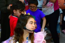 DTX-nin Mədəniyyət Mərkəzində Daun sindromlu uşaqlar üçün xeyriyyə tədbiri təşkil edilib (FOTO)