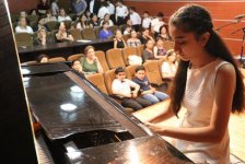 “Tədris ilinin son akkordları” adlı konsert keçirilib (FOTO)