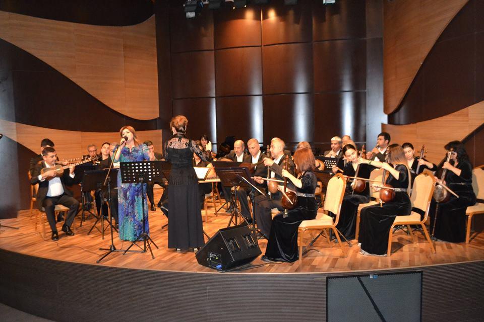 Beynəlxalq Muğam Mərkəzində Mikayıl Müşfiqə həsr olunmuş tədbir keçirilib (FOTO)