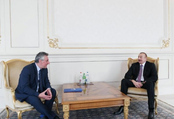 Prezident İlham Əliyev Avropada Mühafizəkarlar və İslahatçılar Alyansının prezidentini qəbul edib (YENİLƏNİB)
