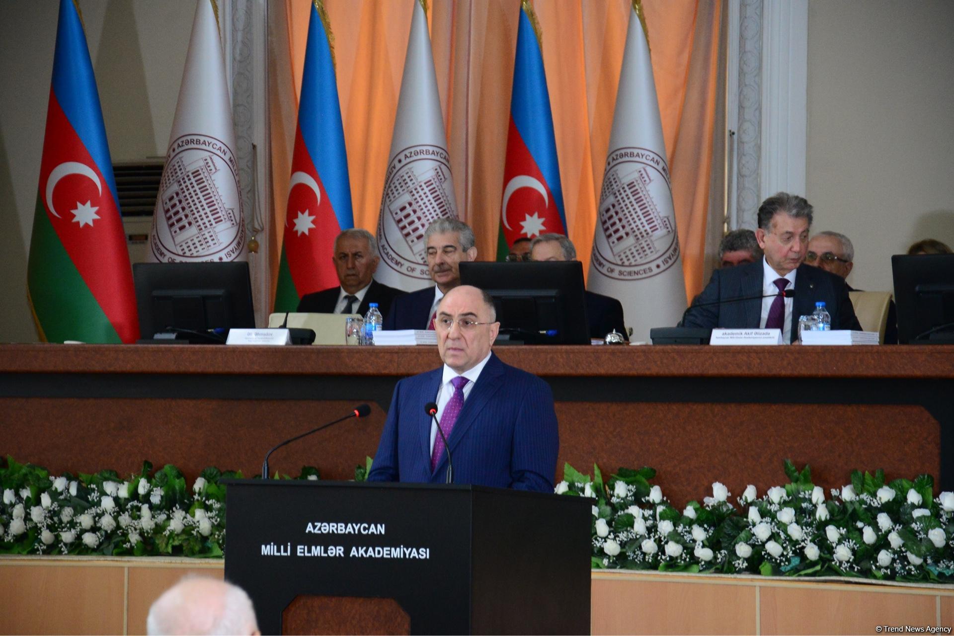 Bu gün AMEA-nın yeni prezidenti və vitse-prezidentləri seçilir (FOTO)