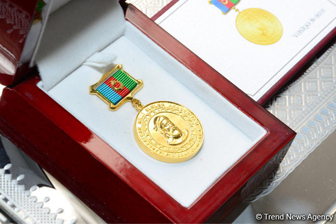 “Nizami Gəncəvi adına Qızıl medal”ın təqdim edilməsi mərasimi keçirilib (FOTO)