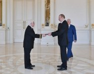 Prezident İlham Əliyev bir sıra ölkələrin yeni səfirlərinin etimadnamələrini qəbul edib (YENİLƏNİB-2) (FOTO)