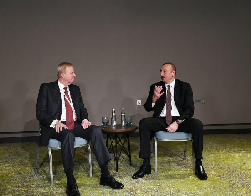 Prezident İlham Əliyev Əskişəhərdə BP şirkətinin baş icraçı direktoru ilə görüşüb (YENİLƏNİB)