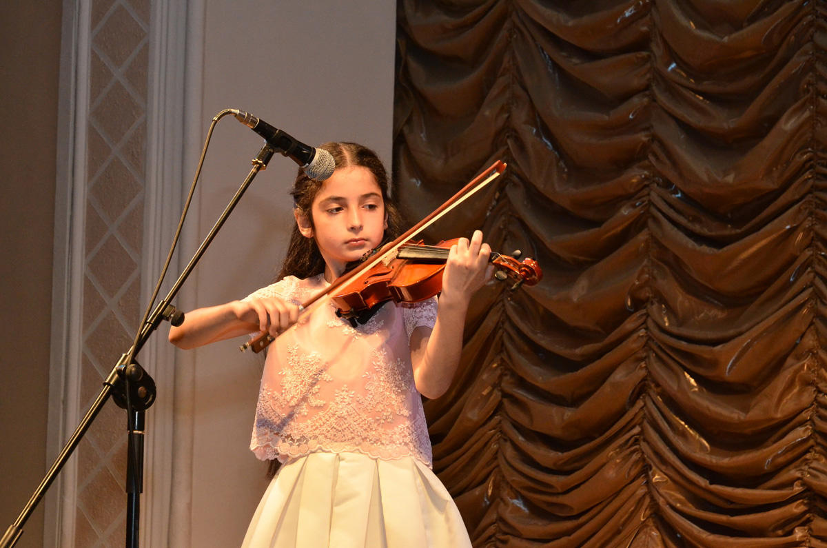 Rəşid Behbudovun anım gününə həsr olunmuş konsert keçirilib (FOTO)