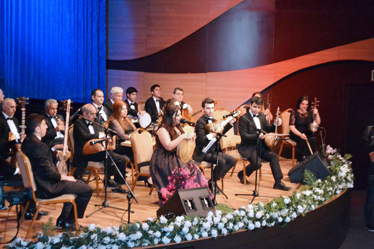 Muğam müsabiqələri qaliblərinin konserti olub (FOTO)